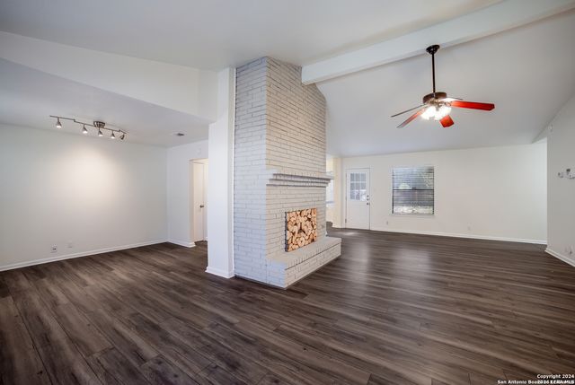 13906 TANGLE TREE ST, San Antonio, TX 78247