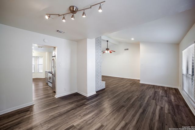 13906 TANGLE TREE ST, San Antonio, TX 78247