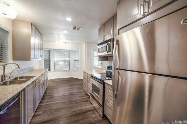 13906 TANGLE TREE ST, San Antonio, TX 78247