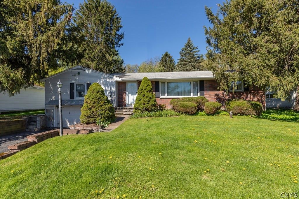 5165 Jamesville Road, Dewitt, NY 13078