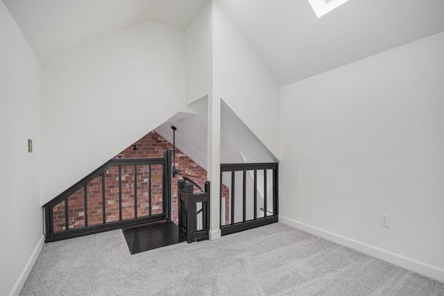 654 President Ronald Reagan Way, Nashville, TN 37210