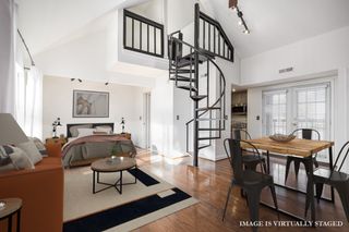 654 President Ronald Reagan Way, Nashville, TN 37210