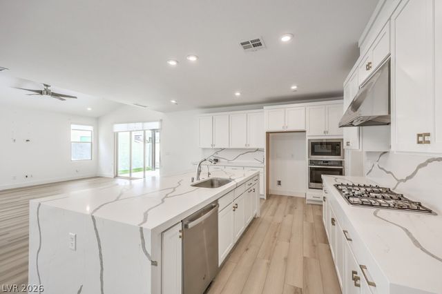 3200 Waterstone Avenue, Henderson, NV 89044