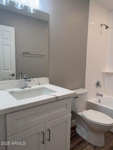 3605 W SAINT CHARLES Avenue, Phoenix, AZ 85041