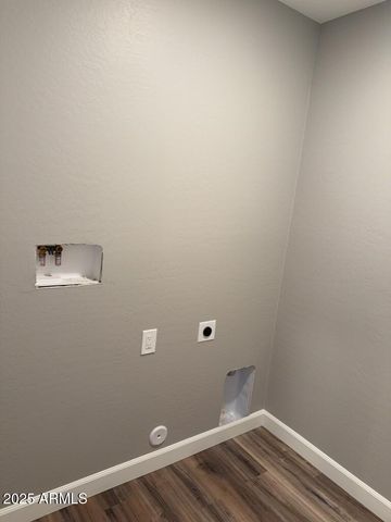 3605 W SAINT CHARLES Avenue, Phoenix, AZ 85041