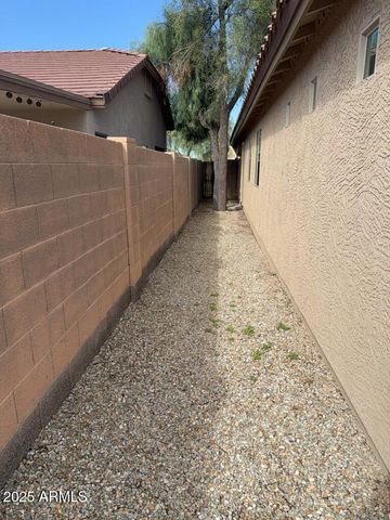 3605 W SAINT CHARLES Avenue, Phoenix, AZ 85041