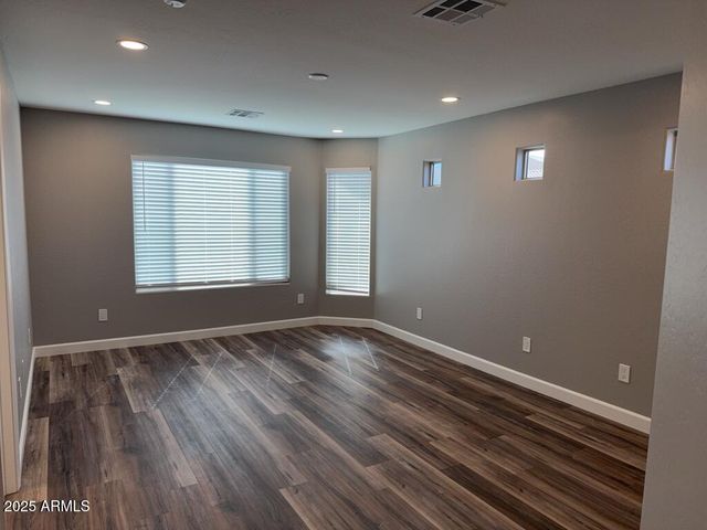 3605 W SAINT CHARLES Avenue, Phoenix, AZ 85041