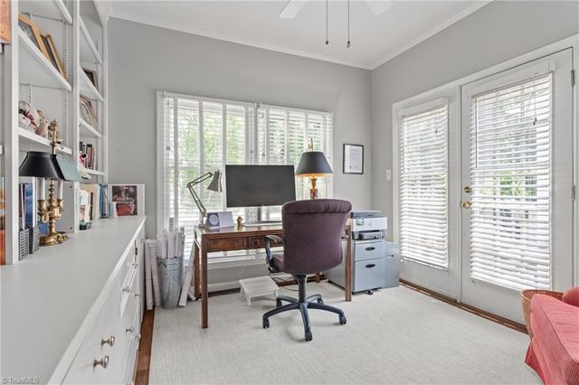 39-D Fountain Manor Drive, Greensboro, NC 27405