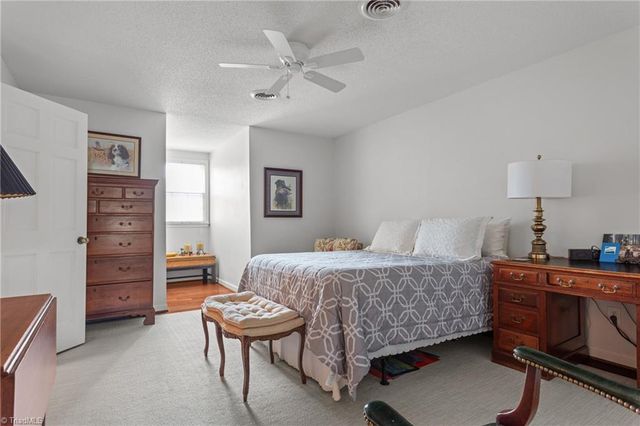 39-D Fountain Manor Drive, Greensboro, NC 27405