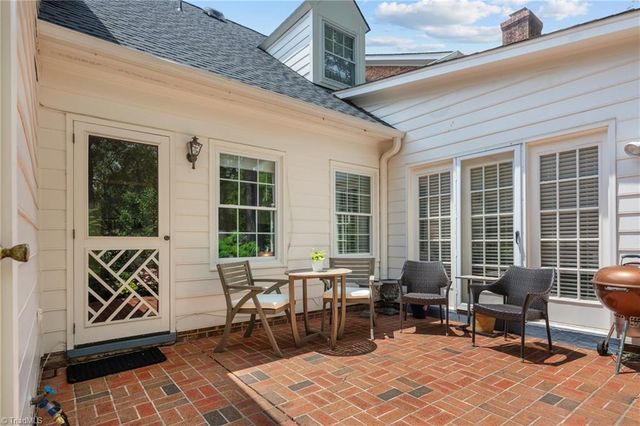39-D Fountain Manor Drive, Greensboro, NC 27405