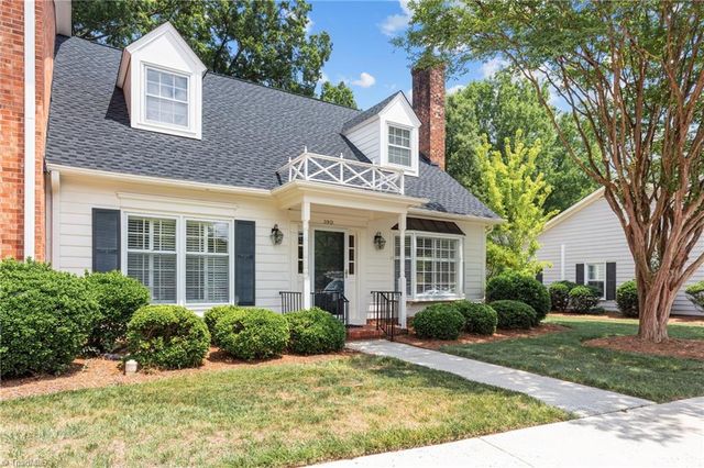 39-D Fountain Manor Drive, Greensboro, NC 27405