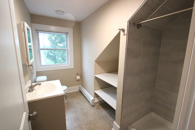 98 Plain St C, Millis, MA 02054