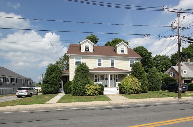 98 Plain St C, Millis, MA 02054