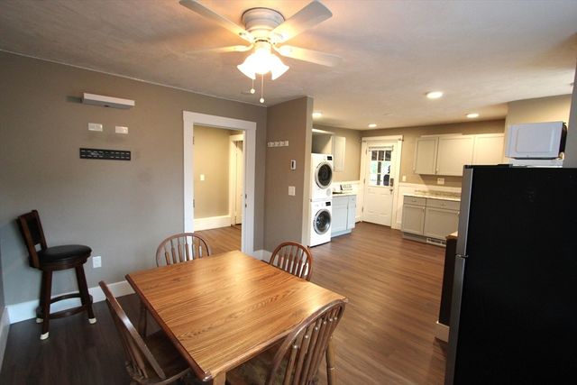 98 Plain St C, Millis, MA 02054