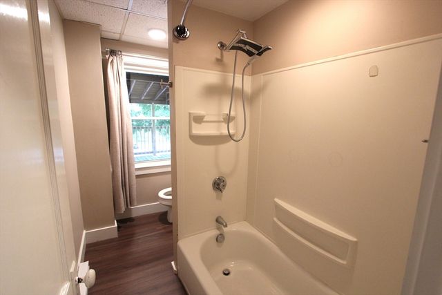 98 Plain St C, Millis, MA 02054