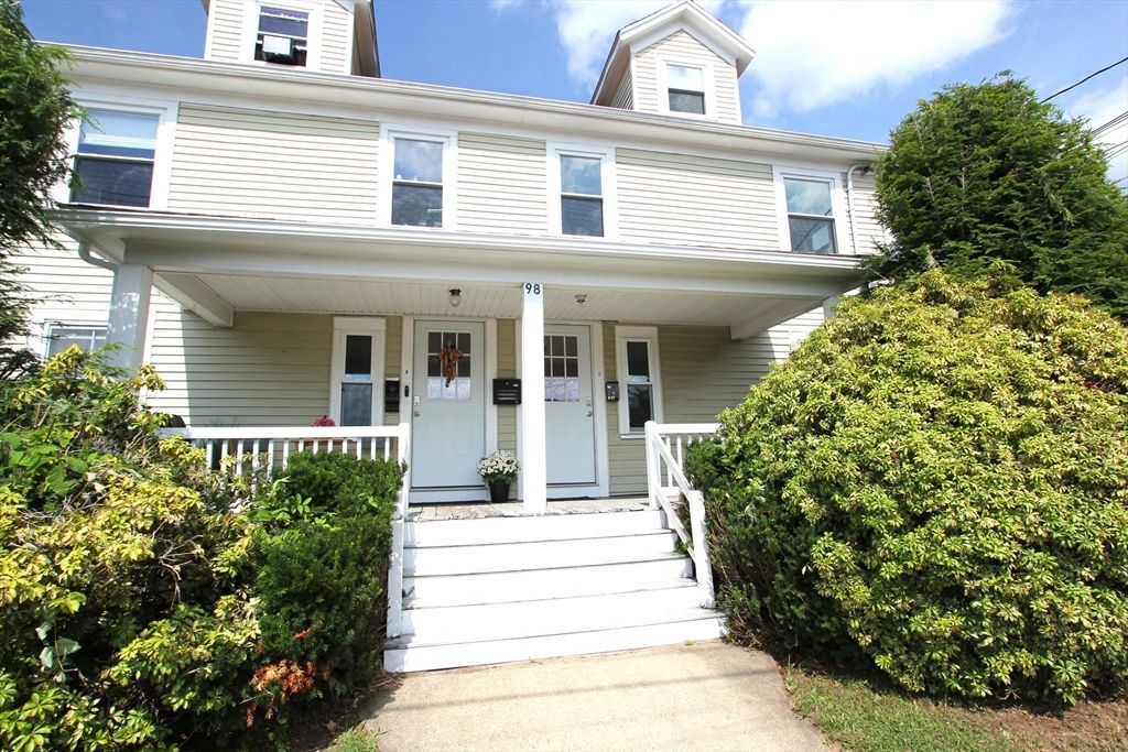 98 Plain St C, Millis, MA 02054