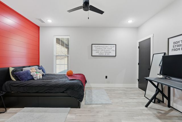 1708 E Holloway St, Morrilton, AR 72110