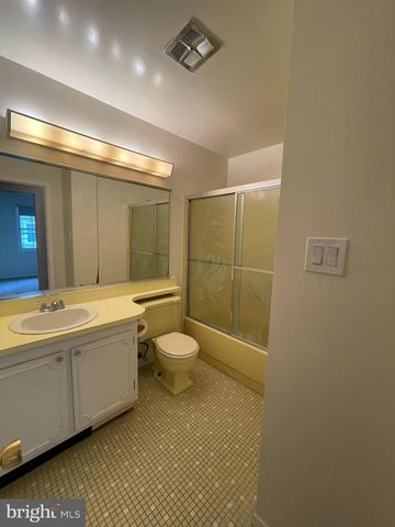 15713 POINTER RIDGE DR, Bowie, MD 20716