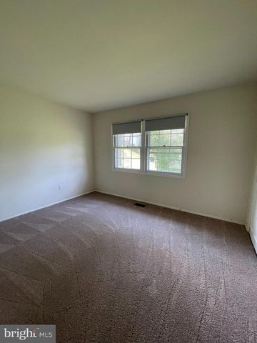 15713 POINTER RIDGE DR, Bowie, MD 20716