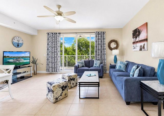 3202 MANGROVE POINT DRIVE, Ruskin, FL 33570
