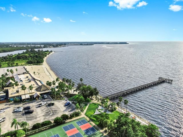 3202 MANGROVE POINT DRIVE, Ruskin, FL 33570