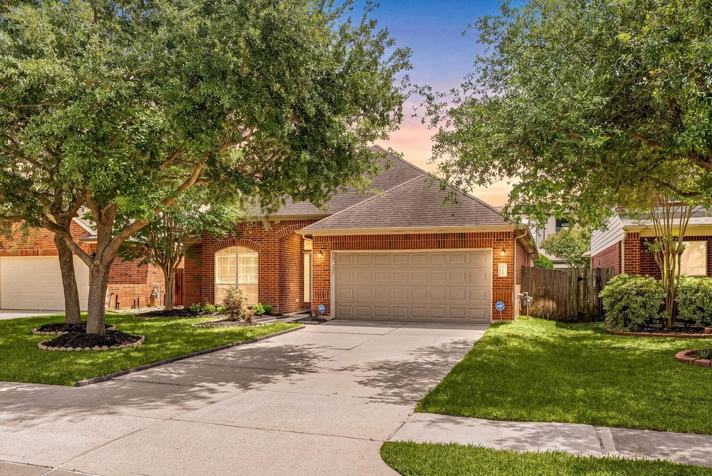 2911 Empire Oaks Lane, Katy, TX 77494