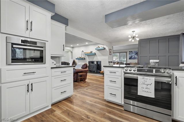 701 Edgewood Street SE, North Canton, OH 44720