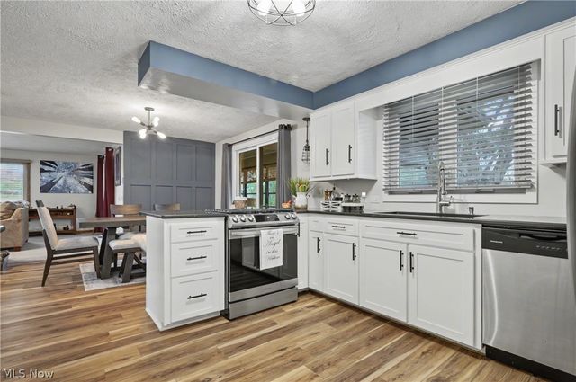 701 Edgewood Street SE, North Canton, OH 44720