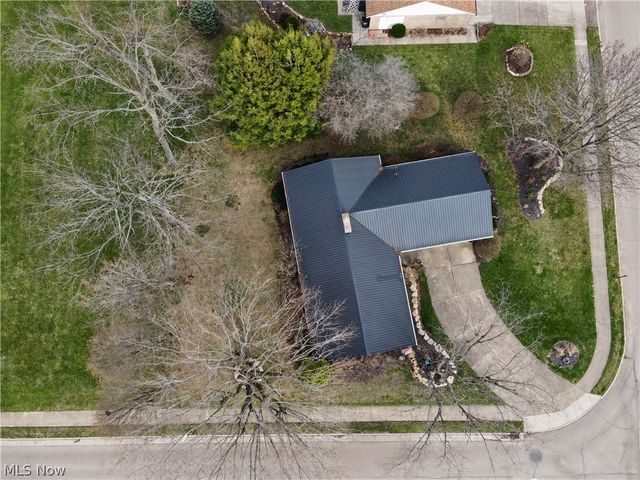 701 Edgewood Street SE, North Canton, OH 44720