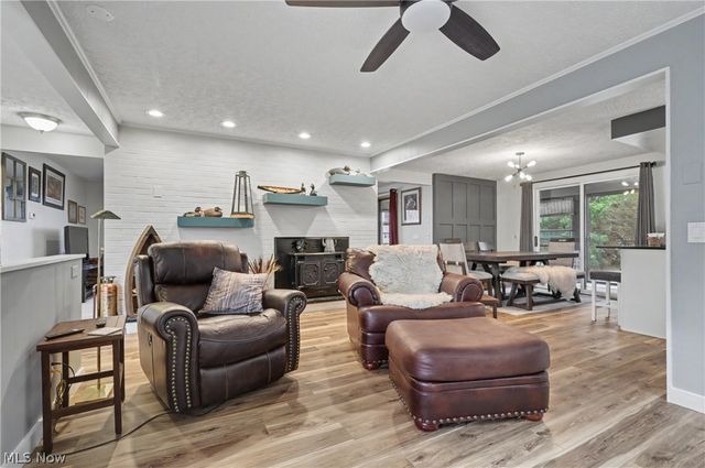 701 Edgewood Street SE, North Canton, OH 44720