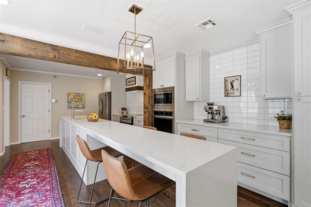 2507 E 17th Place, Tulsa, OK 74104