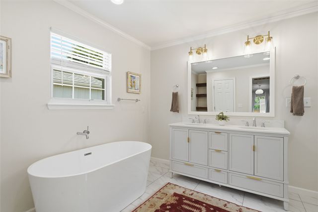 2507 E 17th Place, Tulsa, OK 74104