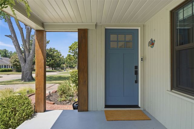 2507 E 17th Place, Tulsa, OK 74104