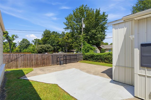 2507 E 17th Place, Tulsa, OK 74104