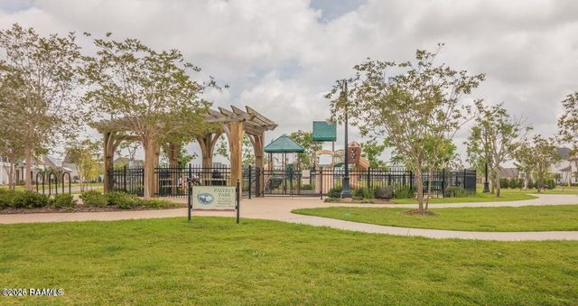406 Waterview Road, Youngsville, LA 70592