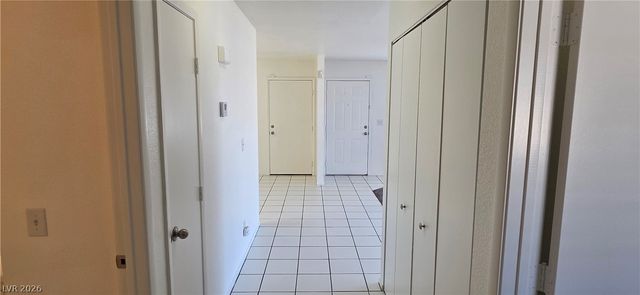 2100 Haven Hill Avenue, Las Vegas, NV 89106