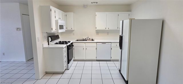 2100 Haven Hill Avenue, Las Vegas, NV 89106