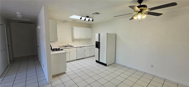 2100 Haven Hill Avenue, Las Vegas, NV 89106