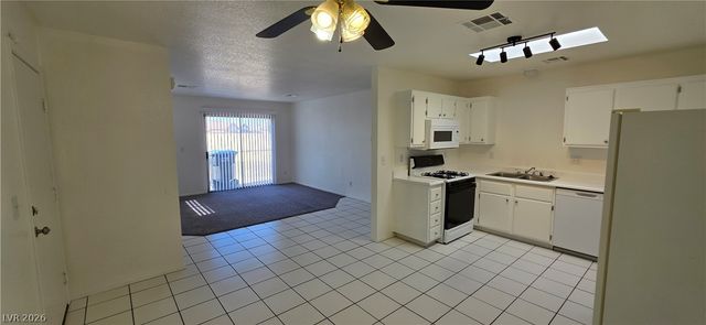 2100 Haven Hill Avenue, Las Vegas, NV 89106