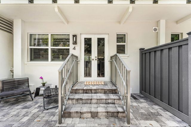 1025 Casuarina Road 4, Delray Beach, FL 33483