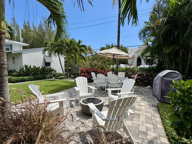 1025 Casuarina Road 4, Delray Beach, FL 33483