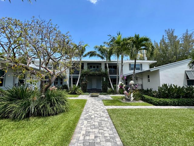 1025 Casuarina Road 4, Delray Beach, FL 33483