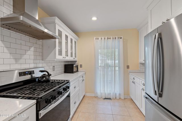 1321 Marsh Line Court SW, Shallotte, NC 28470