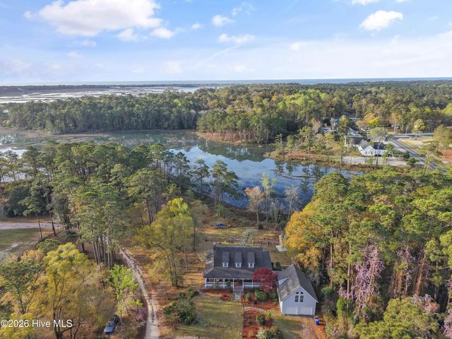 1321 Marsh Line Court SW, Shallotte, NC 28470