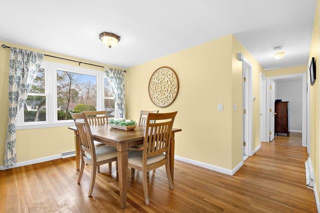 107 Dorset Rd, Holliston, MA 01746