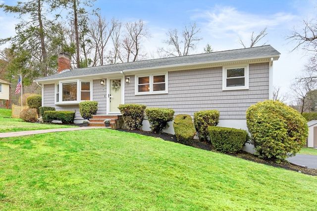 107 Dorset Rd, Holliston, MA 01746