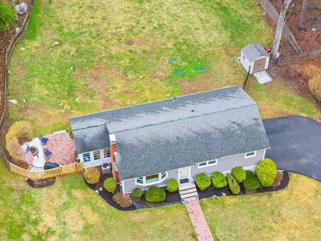 107 Dorset Rd, Holliston, MA 01746