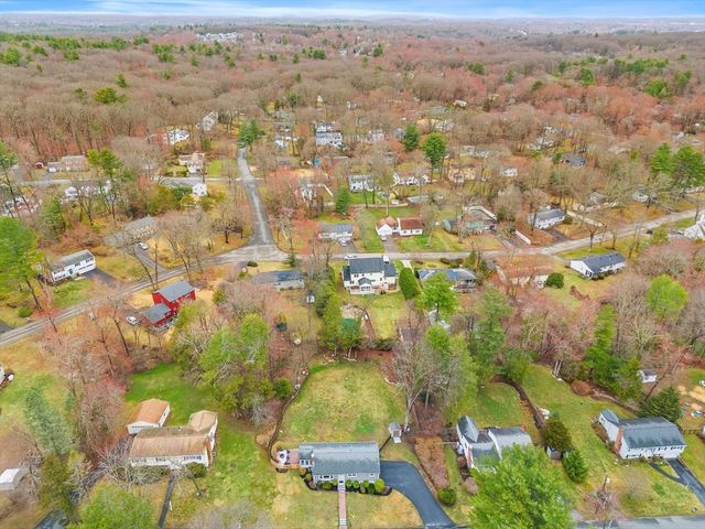 107 Dorset Rd, Holliston, MA 01746