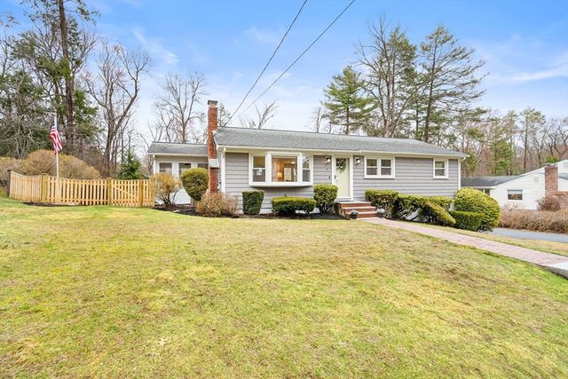 107 Dorset Rd, Holliston, MA 01746