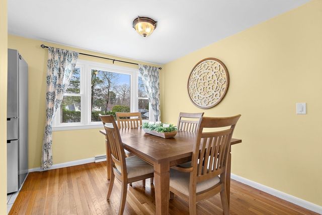 107 Dorset Rd, Holliston, MA 01746